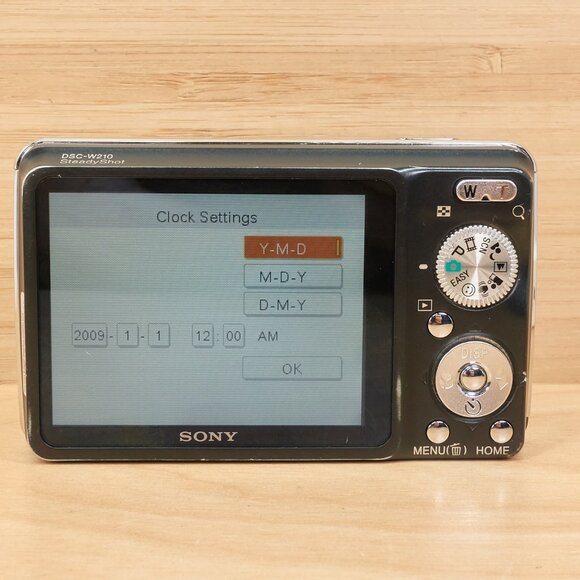 Sony Cyber-shot DSC-W210 / 12.1MP Digital Camera / Compact & Ready to Use - Picture 5 of 14